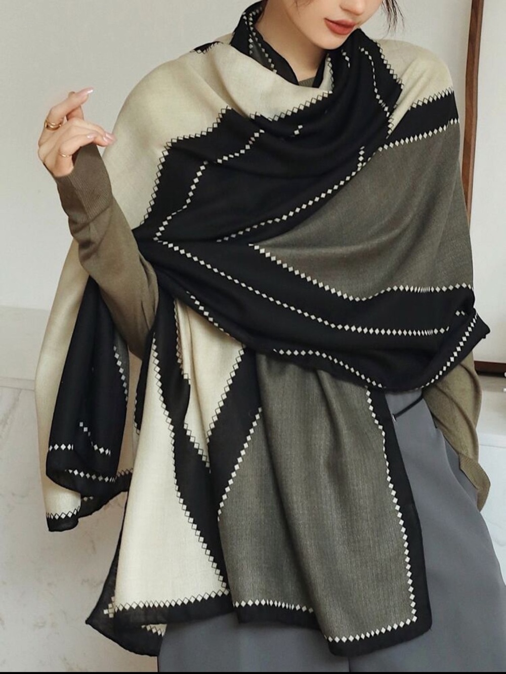 Classic Black & Cream Geometric Shawl Scarf - Women's Accessories